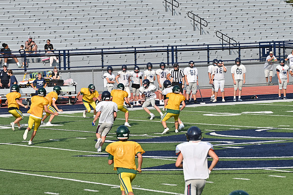 TitanFB0816_0093