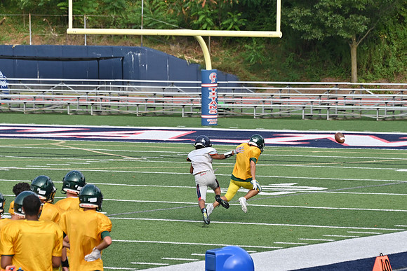 TitanFB0816_0190