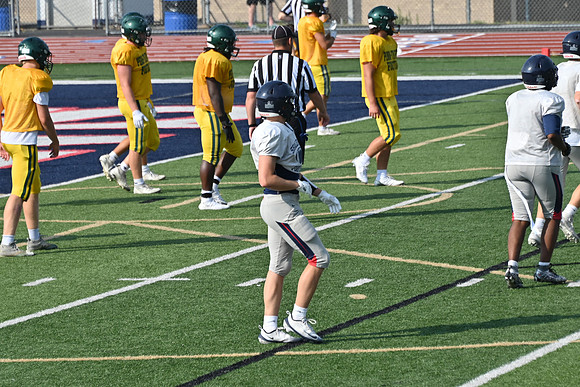TitanFB0816_0122