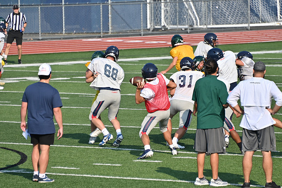 TitanFB0816_0021