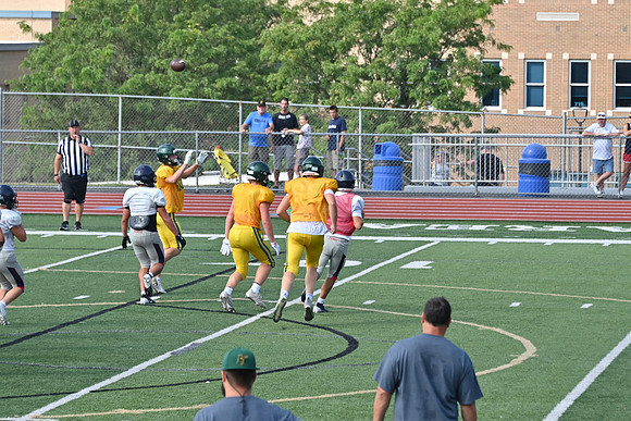 TitanFB0816_0217