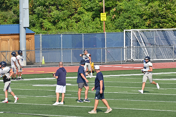 TitanFB0816_0100