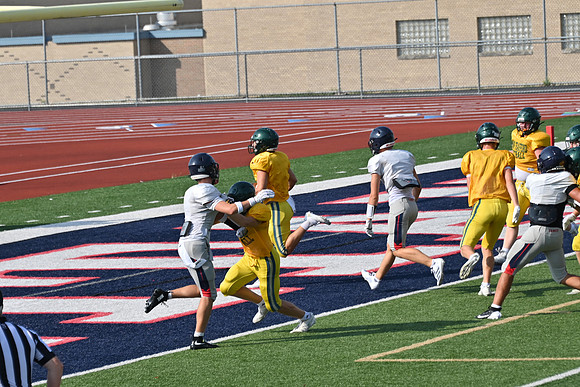 TitanFB0816_0115
