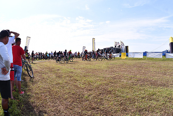 CC120620_0241