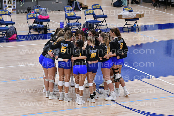 MCHSVB100120_046