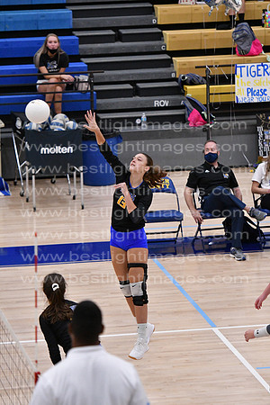 MCHSVB100120_193