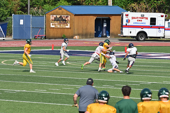 TitanFB0816_0202