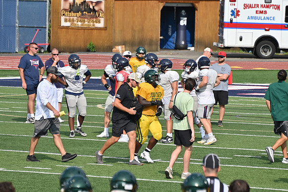 TitanFB0816_0150