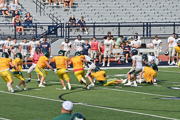 TitanFB0816_0194