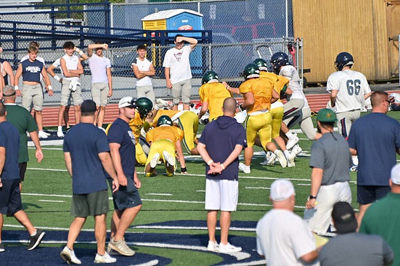 TitanFB0816_0024