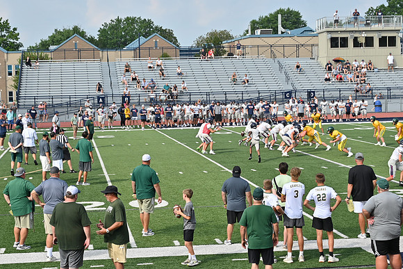 TitanFB0816_0176