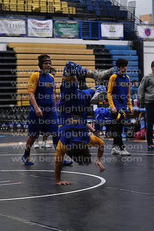 MCHSWRESTLING12222_008