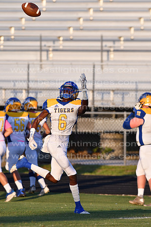 MCHSFB100920_0121