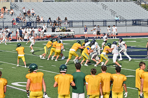 TitanFB0816_0083