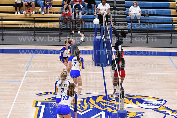 MCHSVB091420_356