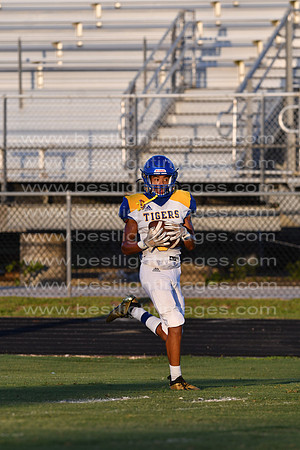 MCHSFB100920_0124