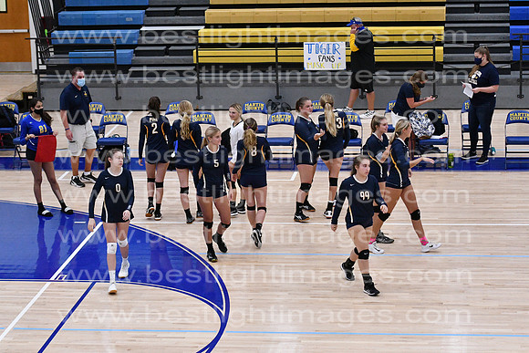 MCHSVB100120_048