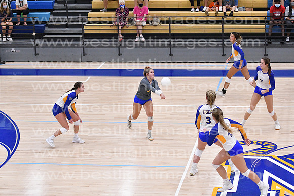 MCHSVB091420_270