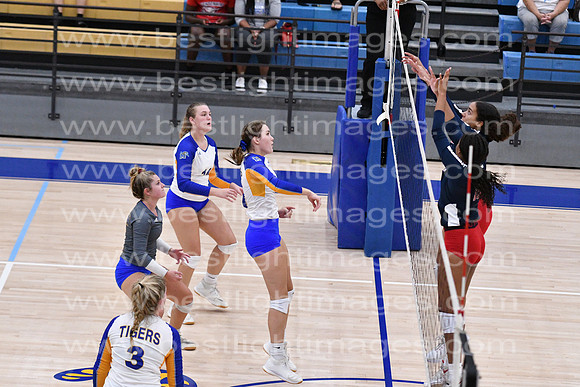 MCHSVB091420_249