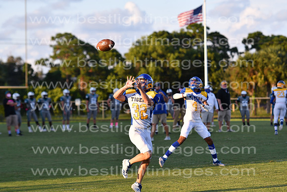 MCHSFB100920_0084