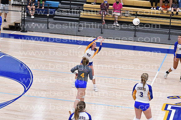 MCHSVB091420_305