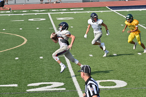 TitanFB0816_0209
