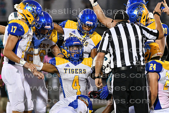 MCHSFB100920_0339