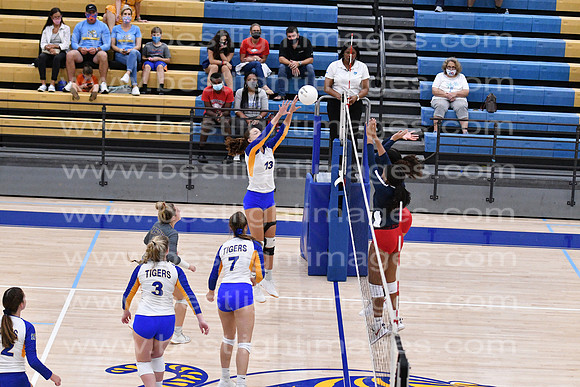 MCHSVB091420_373