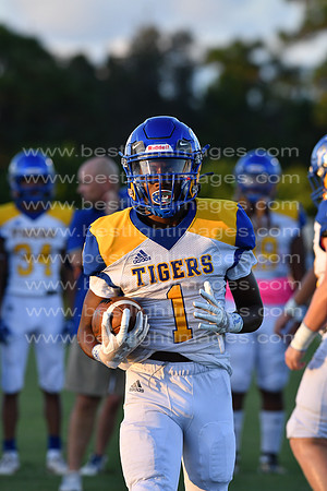 MCHSFB100920_0171