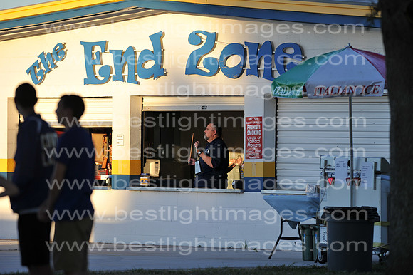 MCHSFB101714_002