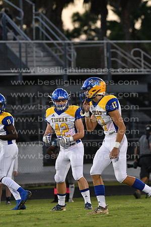 MCHSFB100920_0274