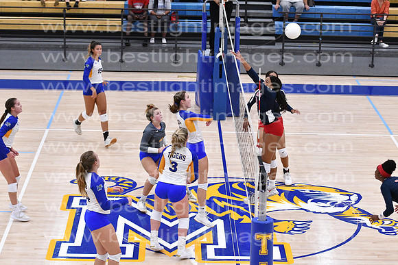 MCHSVB091420_268