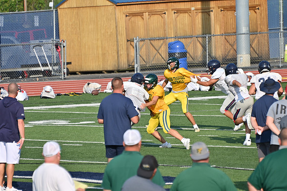 TitanFB0816_0022