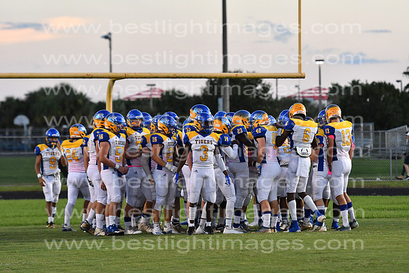 MCHSFB100920_0243