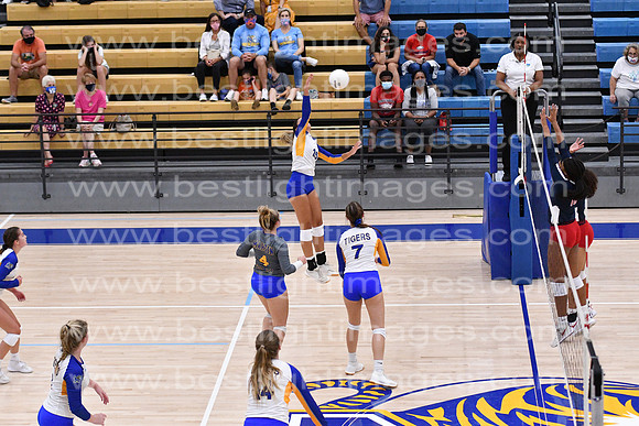MCHSVB091420_263
