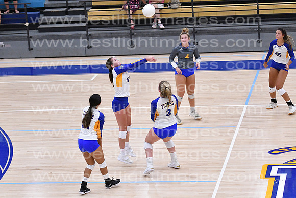 MCHSVB091420_327
