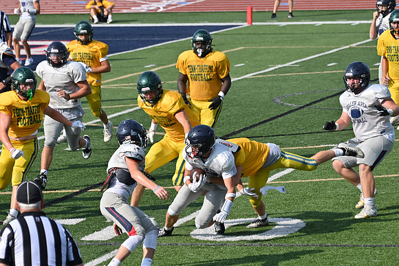 TitanFB0816_0125